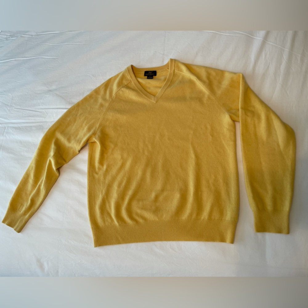 Brooks Brothers Cashmere Sweater in Yellow